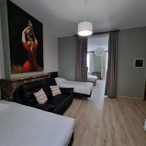 Marco Polo Midi Apartament